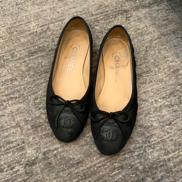 CHANEL Shoes - CHANEL Black Quilted Lambskin or Calfskin Flats Caviar